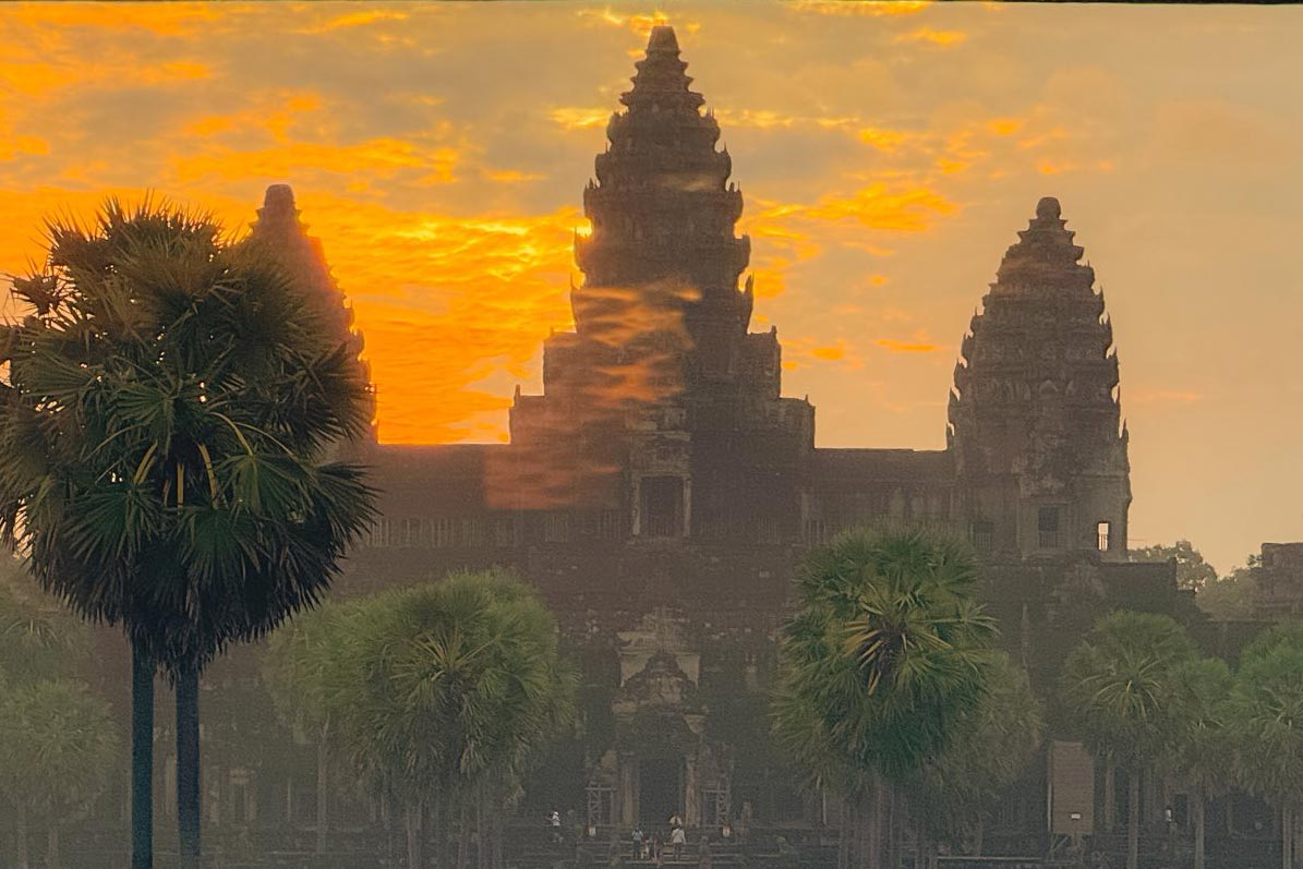 Sunrise at Angkor Wat: A Moment of Stillness and Awe