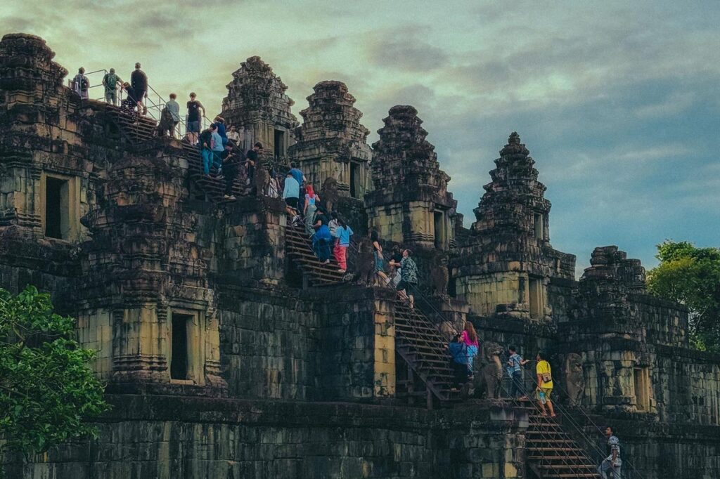 Phnom Bakheang Temple